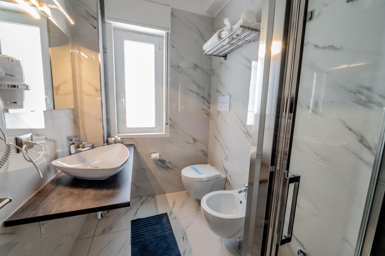Eolian Port B&B Milazzo Bagian luar foto