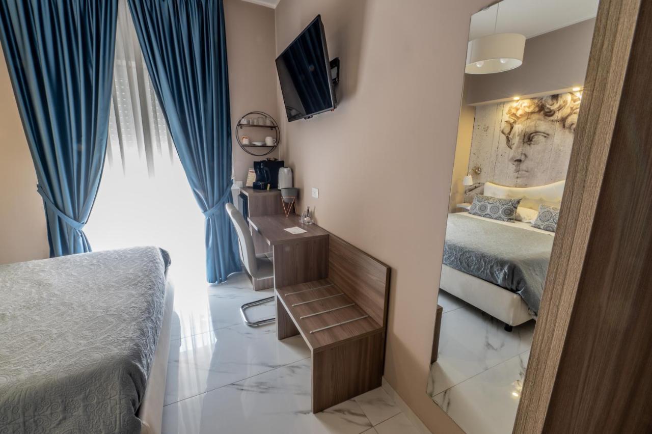 Eolian Port B&B Milazzo Bagian luar foto