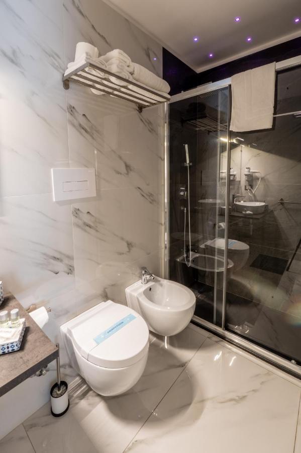 Eolian Port B&B Milazzo Bagian luar foto
