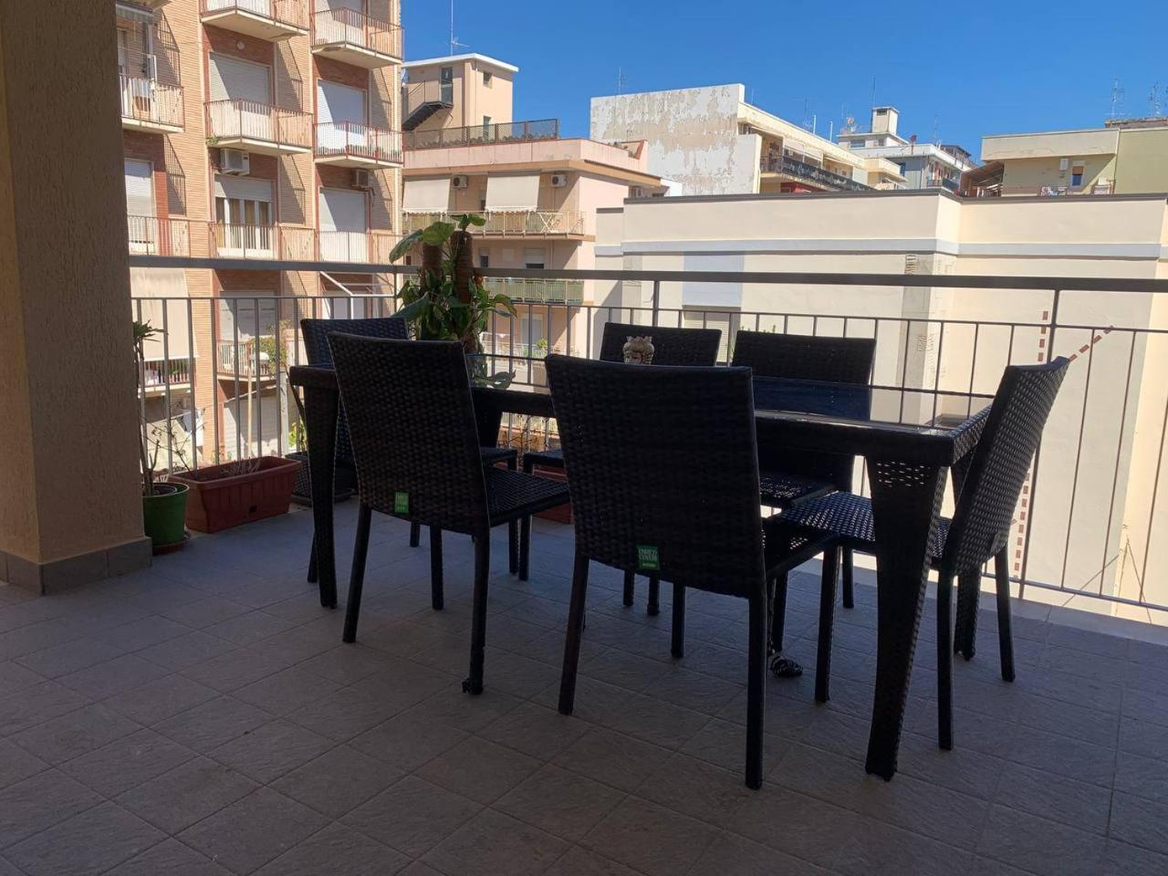 Eolian Port B&B Milazzo Ruang foto